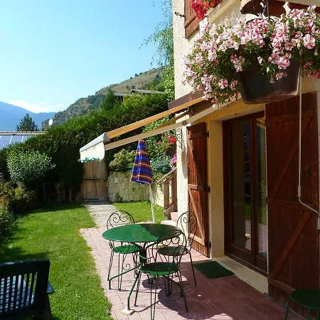 Plein Soleil Avec Garage Pour Trois Vallees Et Cure Thermale